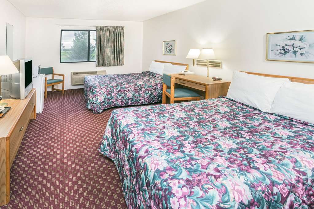 Super 8 By Wyndham Hebron Lowell Area Quarto foto